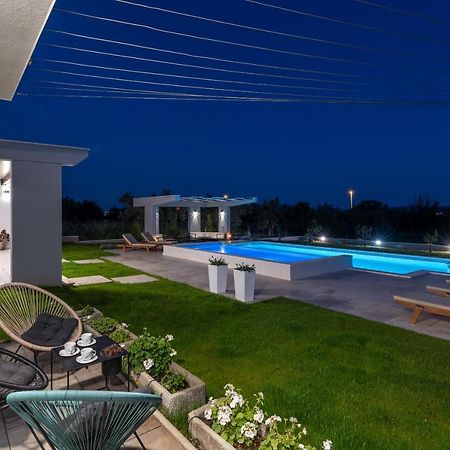 Vitis Villa Kaštel Novi Buitenkant foto